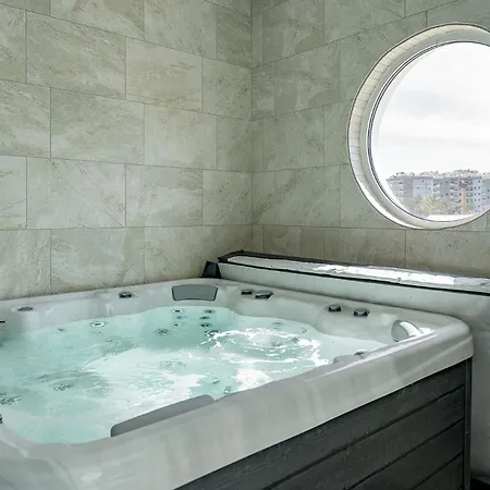 Marina View 11 With Pool By Homing *