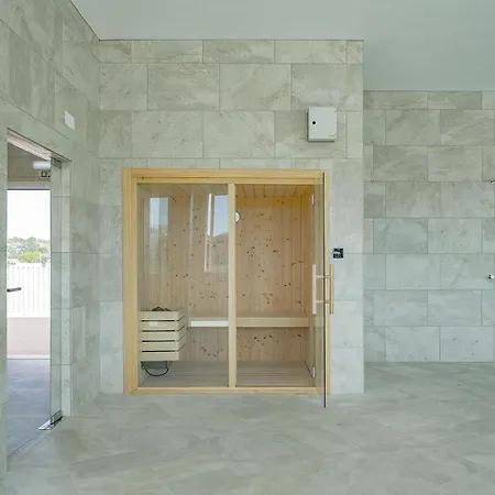 Marina View 11 With Pool By Homing